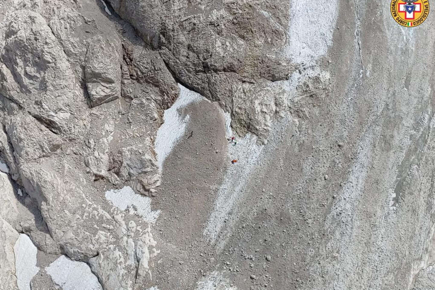 Dans les Alpes italiennes, un bloc du glacier de la Marmolada se détache et provoque la mort de six personnes