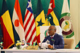 L’Afrique de l’Ouest renonce aux sanctions économiques contre le Mali