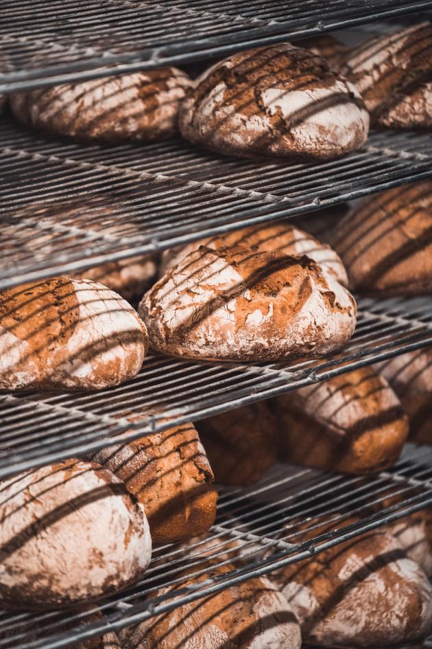 How France's bakery deserts are getting back their daily bread