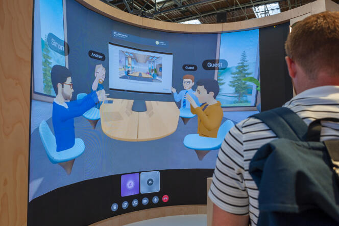 La démonstration d’une réunion virtuelle sur écran, au salon Viva Technology, à Paris, le 14 juin 2022.
