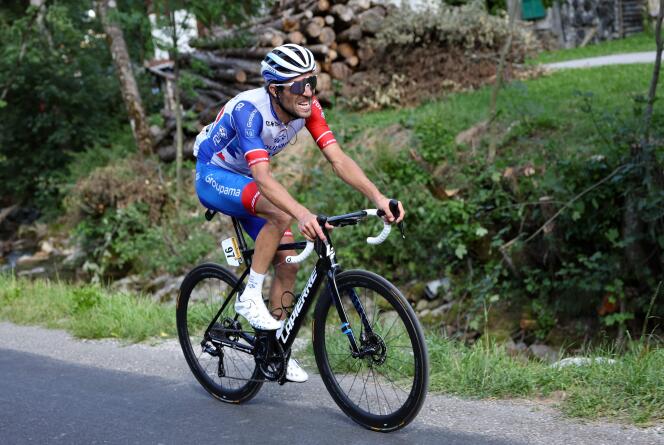 Thibaut Pinot (Groupama FDJ), lors de la 9e étape du Tour de France entre Aigle (Suisse) et Chatel-Les Portes du Soleil, dimanche 10 juillet 2022. 