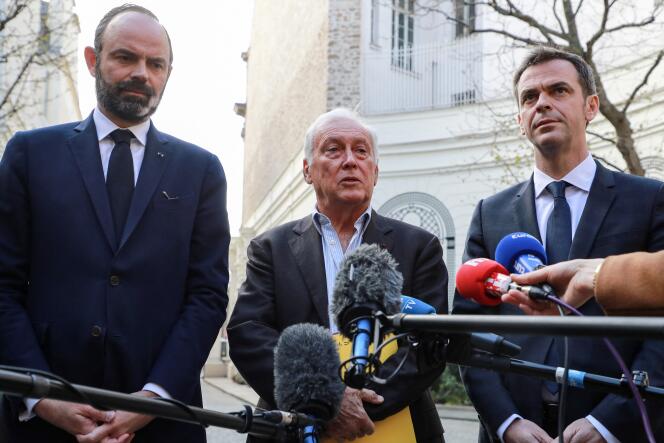 Edouard Philippe, alors premier ministre, Jean-François Delfraissy, président du conseil scientifique, et Olivier Véran, alors ministre de la santé, à Paris, le 13 mars 2020.