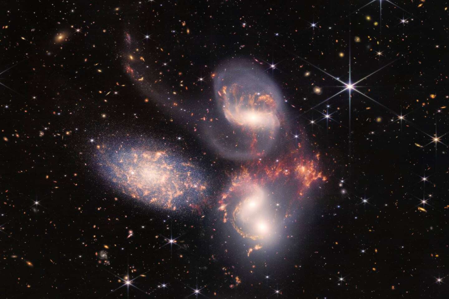 Erste Bilder des James-Webb-Weltraumteleskops veröffentlicht