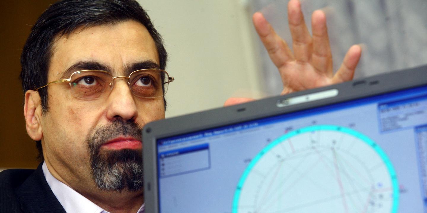 Astrologers and psychics come to the rescue of Russia's 'special