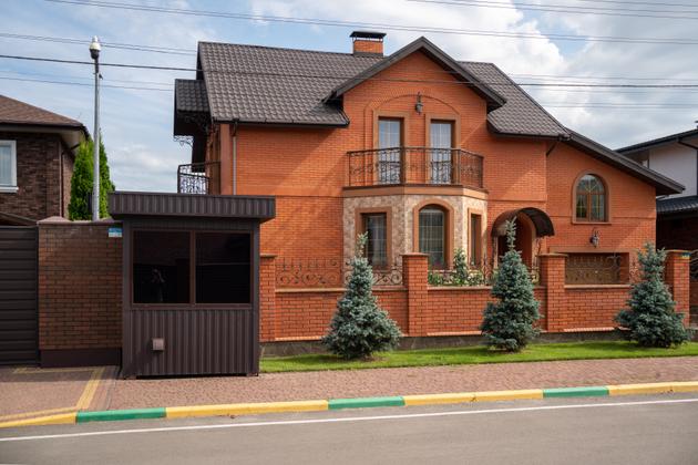 35b3085_1658167541901-villages-gratacap-