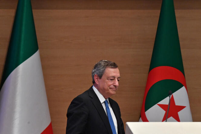 Le premier ministre italien, Mario Draghi, au Centre international de conférences d’Alger, le 18 juillet 2022.