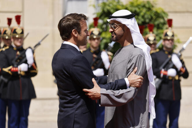 French President Emmanuel Macron welcomes UAE President Mohammed Ben Zayed Al Nahyane to the Elysee Palace in Paris on July 18, 2022