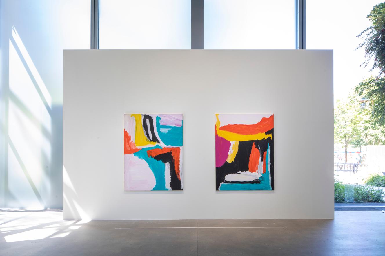 « Thundi » (gauche et droite) présentés à la Fondation Cartier, Paris.