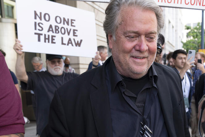 Steve Bannon left the federal court in Washington, United States, on July 22, 2022.
