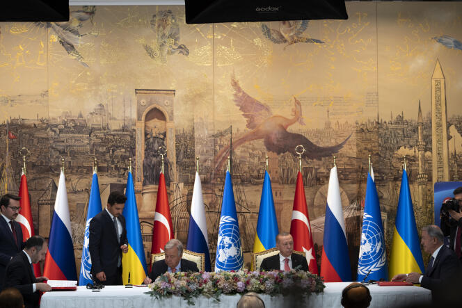 Turkish President Recep Tayyip Erdogan, center right, and U.N. Secretary General Antonio Guterres lead a signing ceremony at Dolmabahce Palace in Istanbul, Turkey, Friday, July 22, 2022.