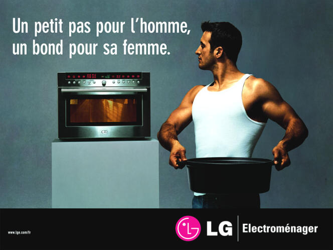Cette campagne pour une marque d'électroménager, qui reprend des codes machistes, date de 2005.