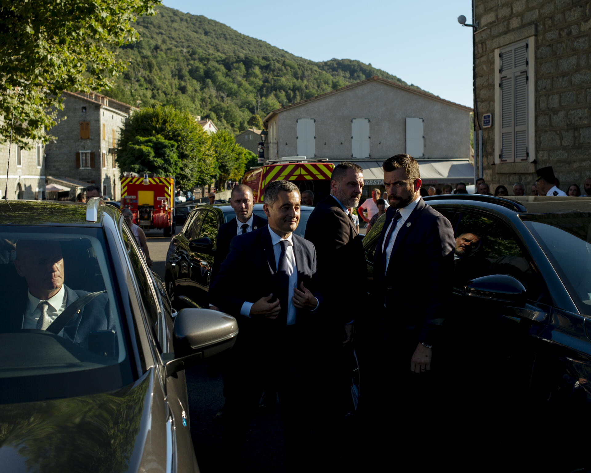 Le ministre de l’intérieur, Gérald Darmanin, arrive à Cozzano (Corse-du-Sud), le 22 juillet 2022.