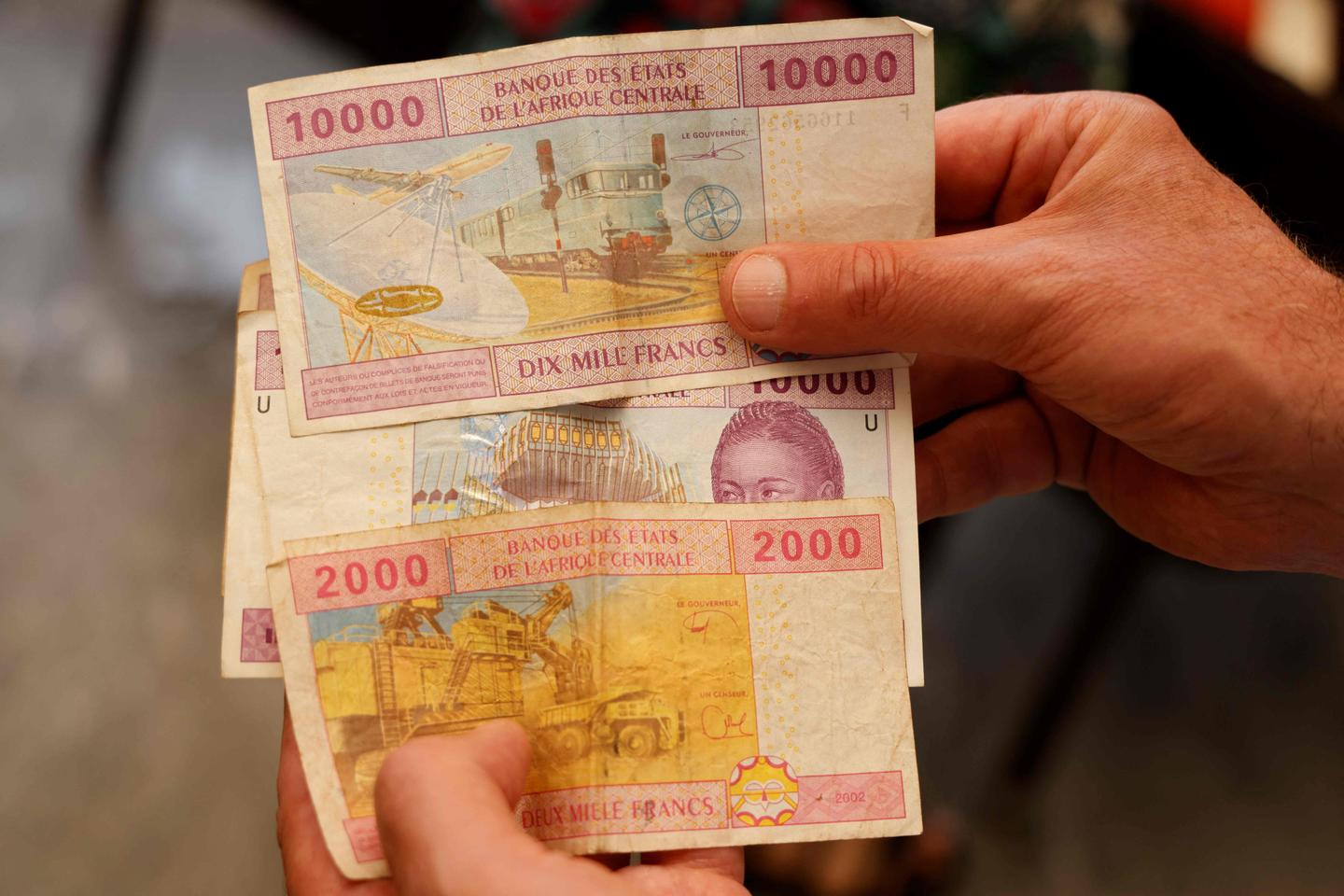 Les Pays De La Zone Franc CFA Subissent La Baisse De L euro Et La 