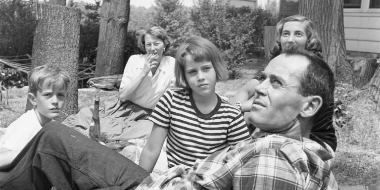 1949: The Fonda Family (L-R: Peter Fonda, Frances Fonda, Jane Fonda, Frances de Villers Brokaw and Henry Fonda) enjoy a picnic in 1949. (Photo by Genevieve Naylor/Corbis via Getty Images)