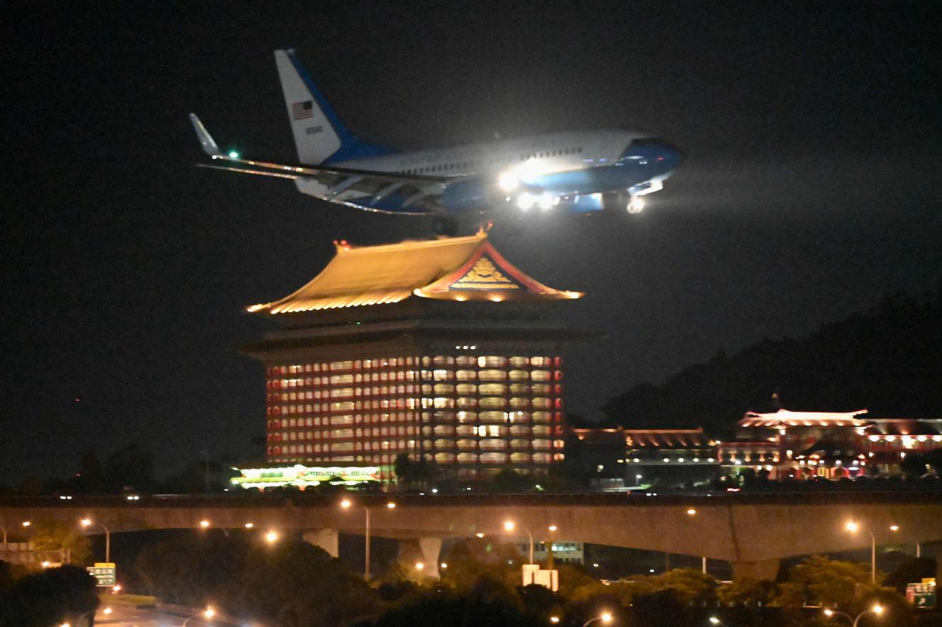 A U.S. military plane with House Speaker Nancy Pelosi on board prepares to land at Chungshan Airport in Taipei on August 2, 2022.