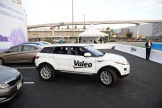 Un Range Rover Evoque équipé de la technologie d’auto-stationnement de Valeo, à Las Vegas, aux Etats-Unis, le 8 janvier 2014.