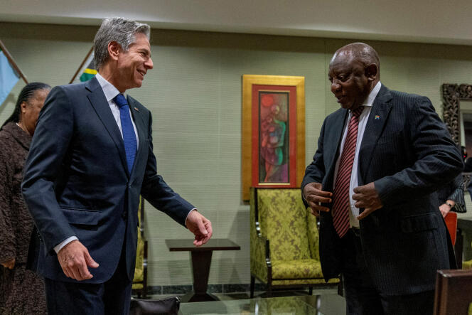 US Foreign Minister Antony Blinken with South African President Cyril Ramaphosa at Centurion's Waterkloof Airport Base in the suburbs of Pretoria on August 8, 2022.