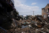 Un marché de rue détruit à Bakhmout, dans l’oblast de Donetsk, à la suite d’un bombardement, le 14 août 2022.