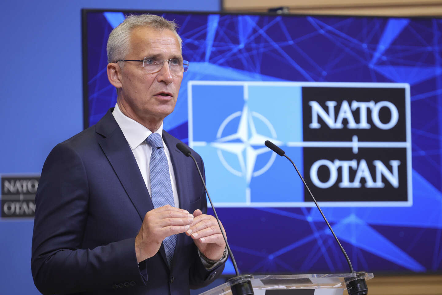 Tensions entre la Serbie et le Kosovo : l’OTAN appelle à la « retenue » et se dit prête à intervenir