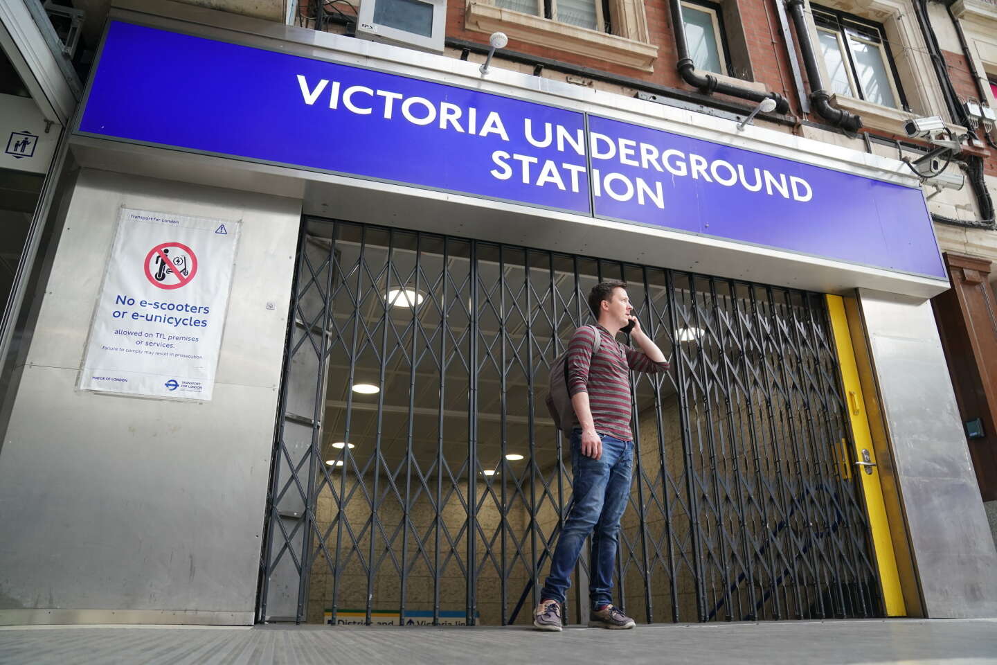 Royaume-Uni : le métro de Londres quasi à l’arrêt en raison d’une grève massive