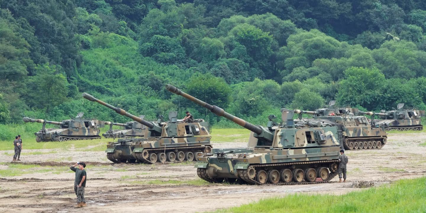 US and South Korea begin their biggest combined military drill in years