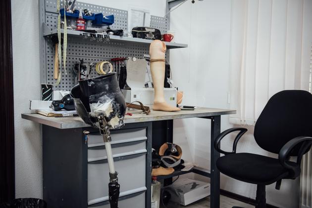 feab5b8_1661220537790-clinique-prothei-s