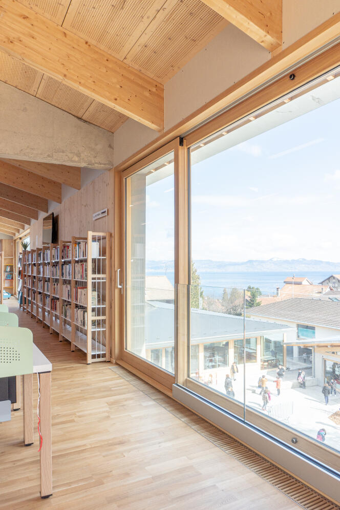 The Atelier PNG project in Neuvecelle (Haute-Savoie), view taken, in March 2021, from the media library towards the schools and Lake Geneva in the background.
