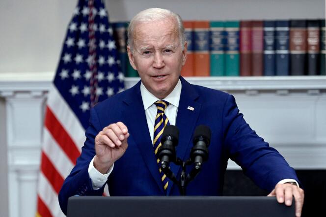 El presidente Joe Biden anuncia una condonación parcial de los préstamos estudiantiles en la Casa Blanca, en Washington, el 24 de agosto de 2022.