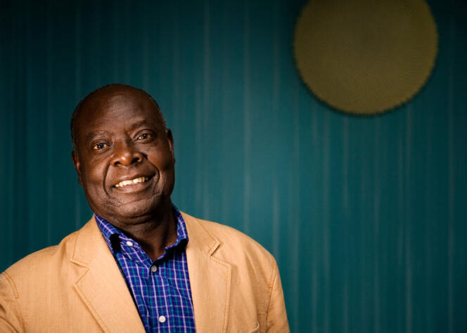 Emmanuel Dongala, novelist, playwright and short story writer, originally from Congo, lives in the United States.