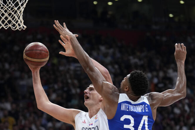 NBA stars, Serbian Nikola Jokic and Greek Giannis Antetokounmpo face off on August 25, 2022 in Belgrade, in a qualifying match for the next World Cup.