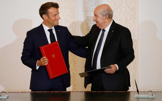 El presidente francés, Emmanuel Macron, y su homólogo argelino, Abdelmadjid Tebboune, firmaron el 27 de agosto de 2022, sesenta años después de la guerra, una declaración conjunta para el relanzamiento de las relaciones bilaterales entre Francia y Argelia. 