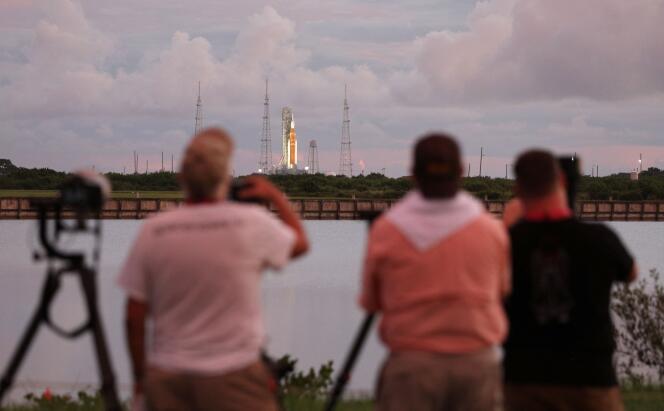 Miles de personas viajaron para presenciar el despegue de Artemis-1, el nuevo cohete de la NASA, que finalmente fue cancelado el lunes 29 de agosto de 2022, por un problema técnico.