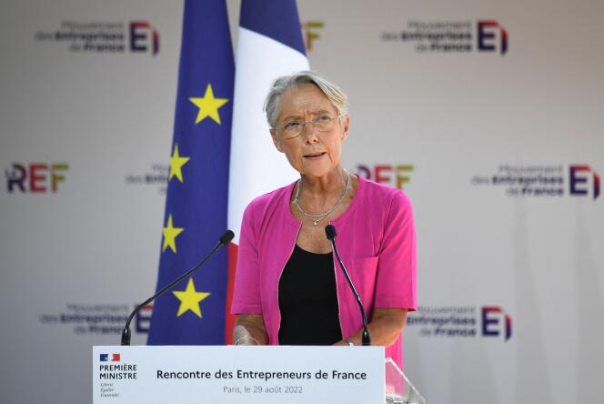 Prime Minister Elisabeth Borne delivers a speech in front of the Medef in Paris, Monday August 29, 2022.