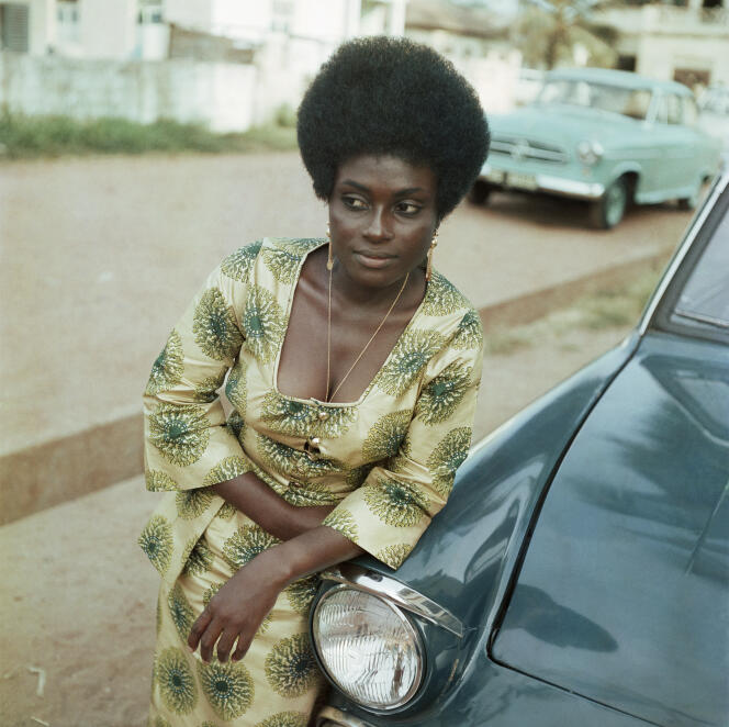 Sophia Salomon, daughter of the owner of James Barnor, in Accra (Ghana), around 1972.