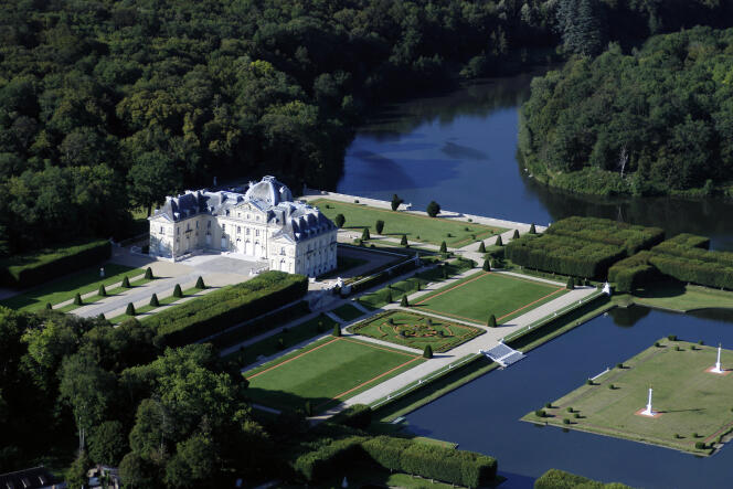 Aerial view of the Château du Marais, in Val-Saint-Germain (Essonne), in 2007.