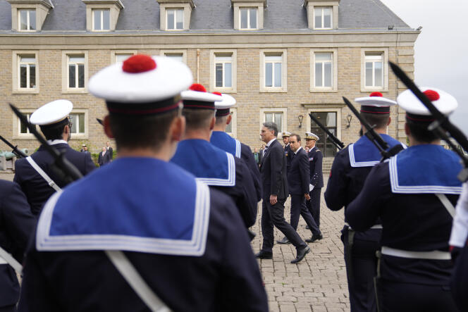 Armed Forces Minister Sébastien Lecornu, on the right, and Australian Deputy Prime Minister and Defense Minister Richard Marles review the troops during a ceremony, Thursday, September 1, 2022, in Brest (Finistère). 