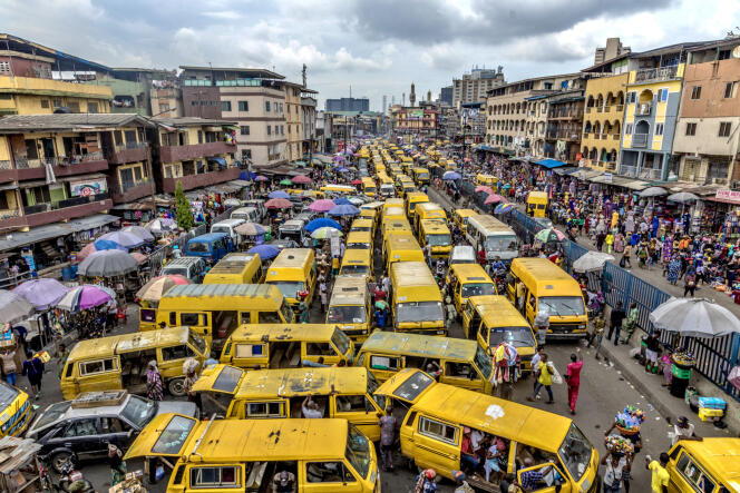 Una vista del mercado de Idumota en un distrito comercial de Lagos, Nigeria, el 22 de junio de 2021.