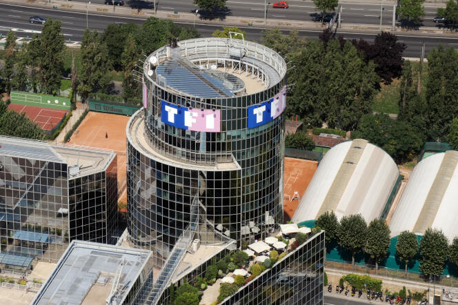 An aerial view of the TF1 tower, in Boulogne-Billancourt (Hauts-de-Seine), August 27, 2008.
