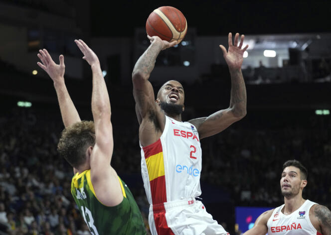 Leader Lorenzo Brown, American by birth but recently naturalized Spanish, against Lithuania on September 10, 2022 in Berlin.