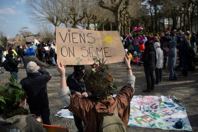 On the ZAD du Carnet, in Frossay (Loire-Atlantique), in March 2021.