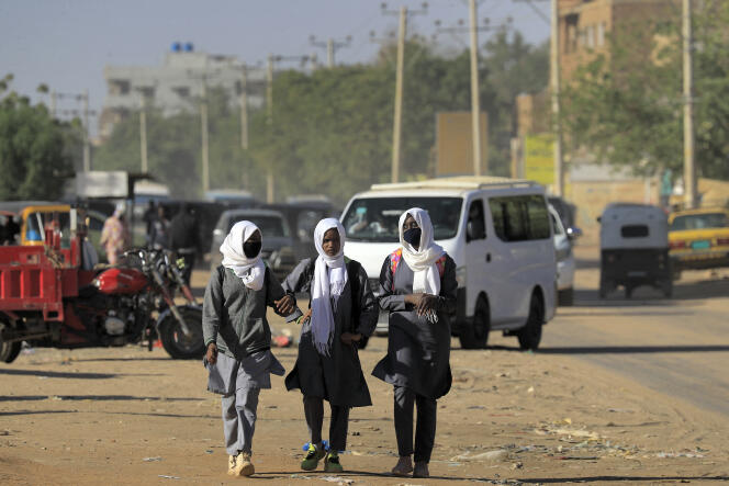 Des écolières soudanaises, à Khartoum, en janvier 2022.