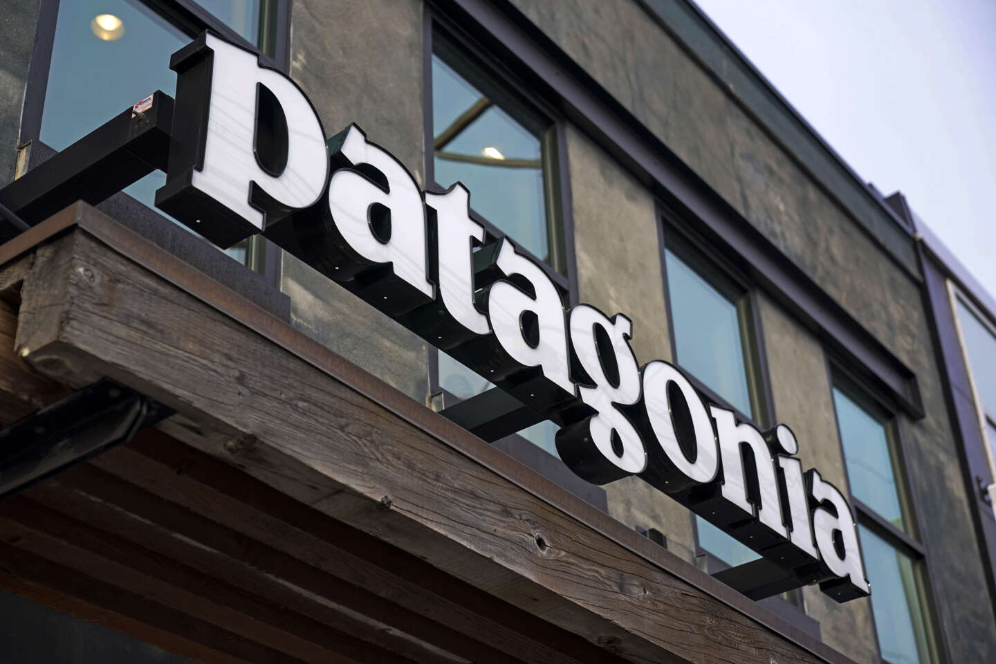 Patagonia : « Yvon Chouinard pose la question de la propriété et de la transmission des entreprises et celle de leur contribution au bien commun »