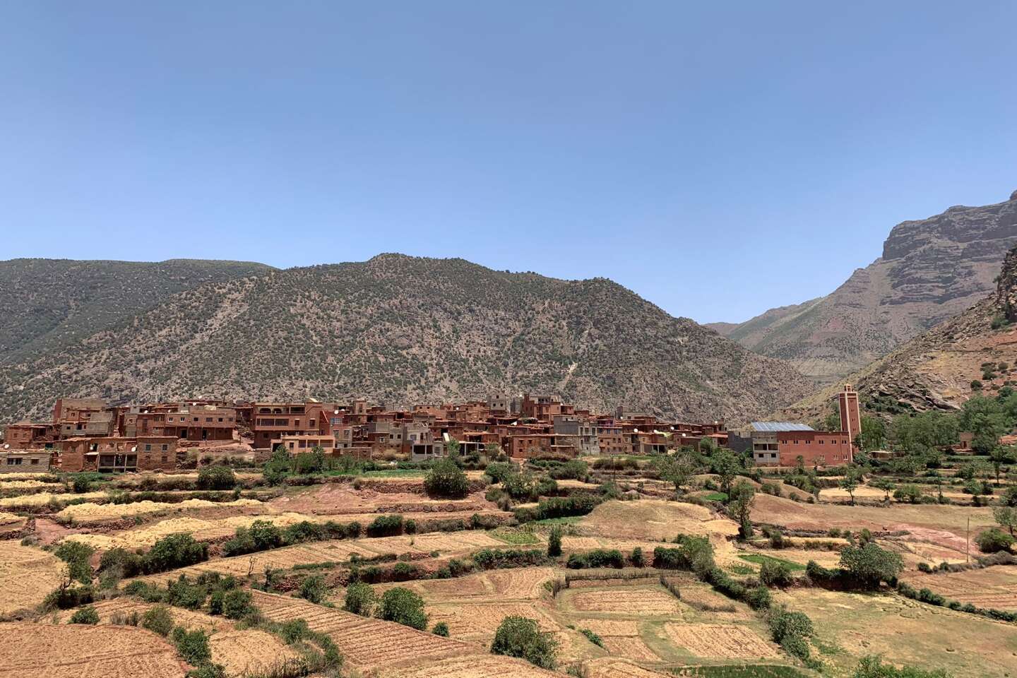 « Maroc, de village en village », sur France 5 : entre tradition et permaculture, le XXIᵉ siècle aux portes du désert