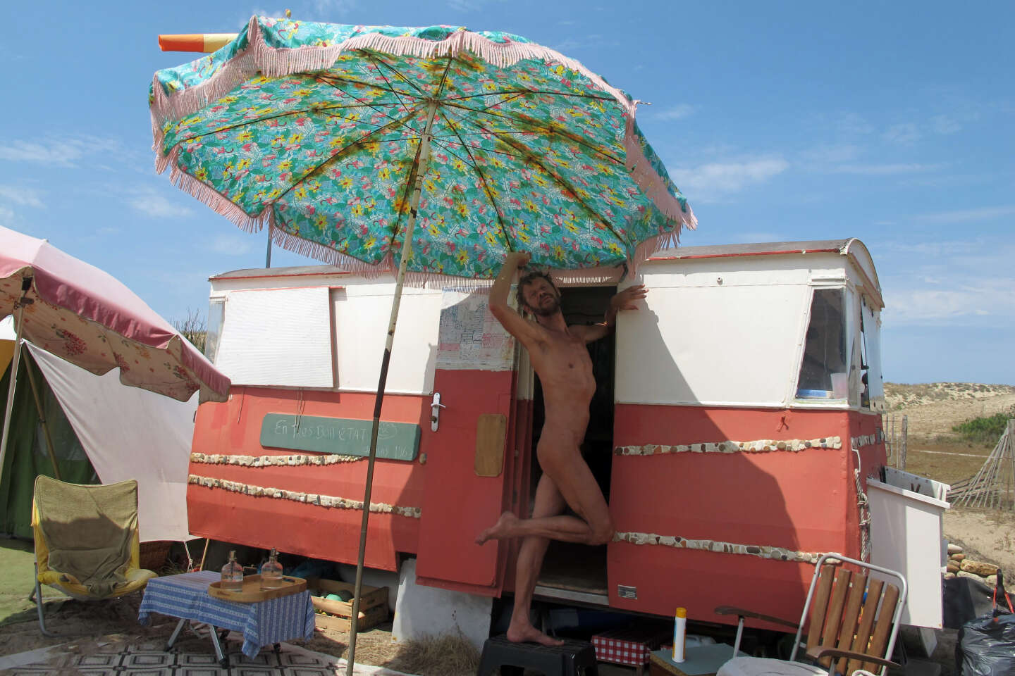 Au camp naturiste de Montalivet, l’ultime bataille des nus propriétaires, menacés d’expulsion
