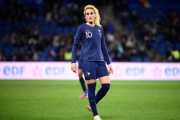 Kheira Hamraoui, wearing the French national team jersey, during a match against Finland, February 16, 2022, in Le Havre (Normandy). 