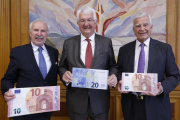 Ewald Nowotny, Robert Holzmann and Klaus Liebscher at their press conference at the Austrian National Bank on September 19