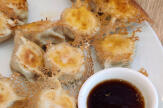 Les raviolis frits de chez Wang, des bouchées qui croustillent avec délice