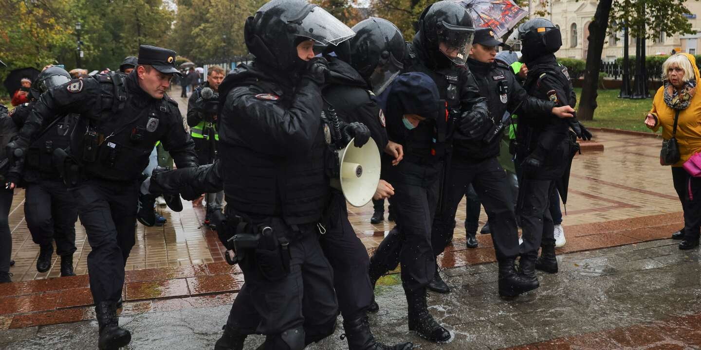 Photo of más de 700 manifestantes antimovilización arrestados en Rusia;  Moscú aumenta las penas por rendirse o negarse a luchar