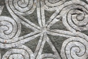 Détail d’une pierre gravée de runes, île de Gotland, Suède.