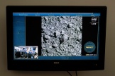 Une image de Dimorphos saisie par DART retransmise au Kennedy Space Center de la NASA, à Cap Canaveral, en Floride, le 26 septembre 2022.